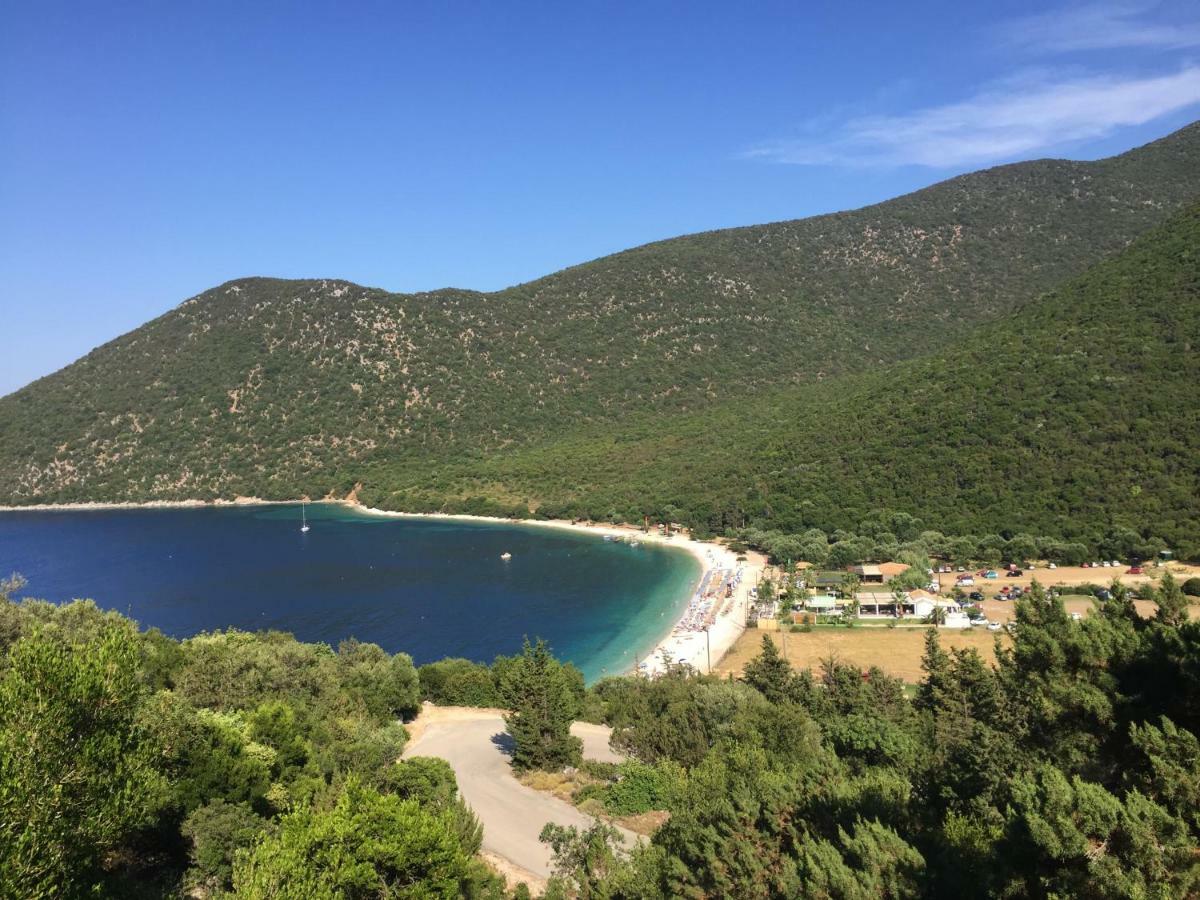 Vervekis Apartments Fiskardo Exteriér fotografie